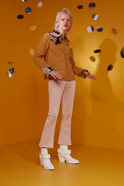 Look 14